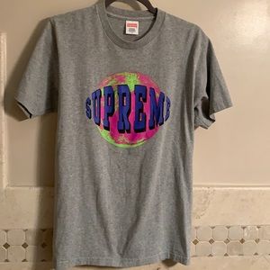 Supreme Globe T!